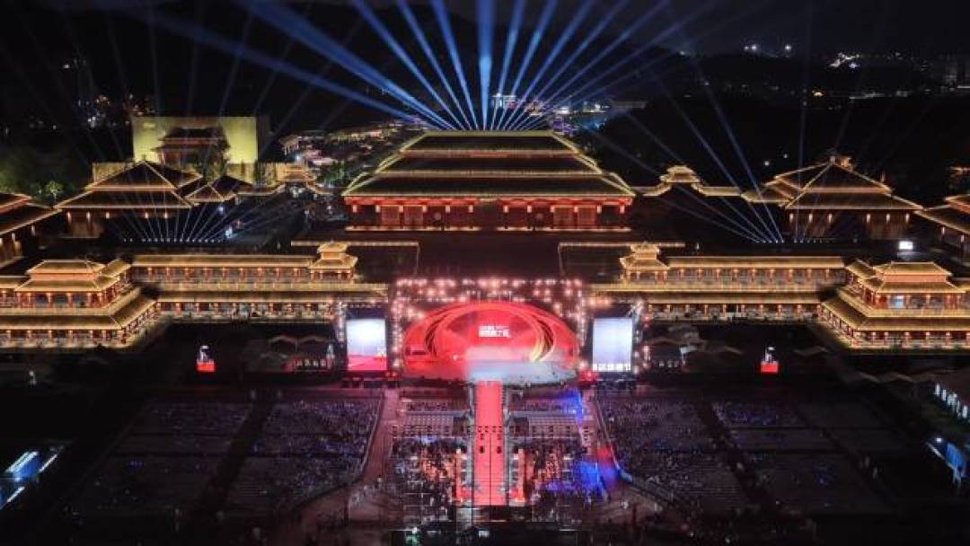 万圣节周末“吓人”供应爆发:从75元门票到1588新本,先看清价位带和三条红线