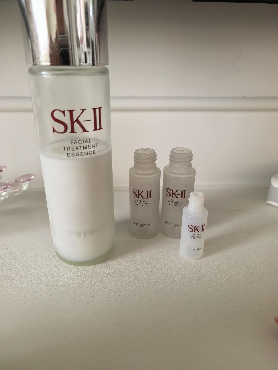 SK-II神仙水开瓶后瓶内长出异物:16条帖子摆一张桌——沉淀、絮状、乳白是四回事,先分清再用,再谈赔偿
