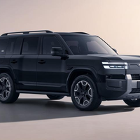 方程豹钛7上市13个多月卖到30万辆：8个版本的家用方盒子SUV，做好三道选择题再下单