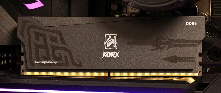 突破8.2Ghz! 并非海力士? 酷芯客“剑客”DDR5超频体验