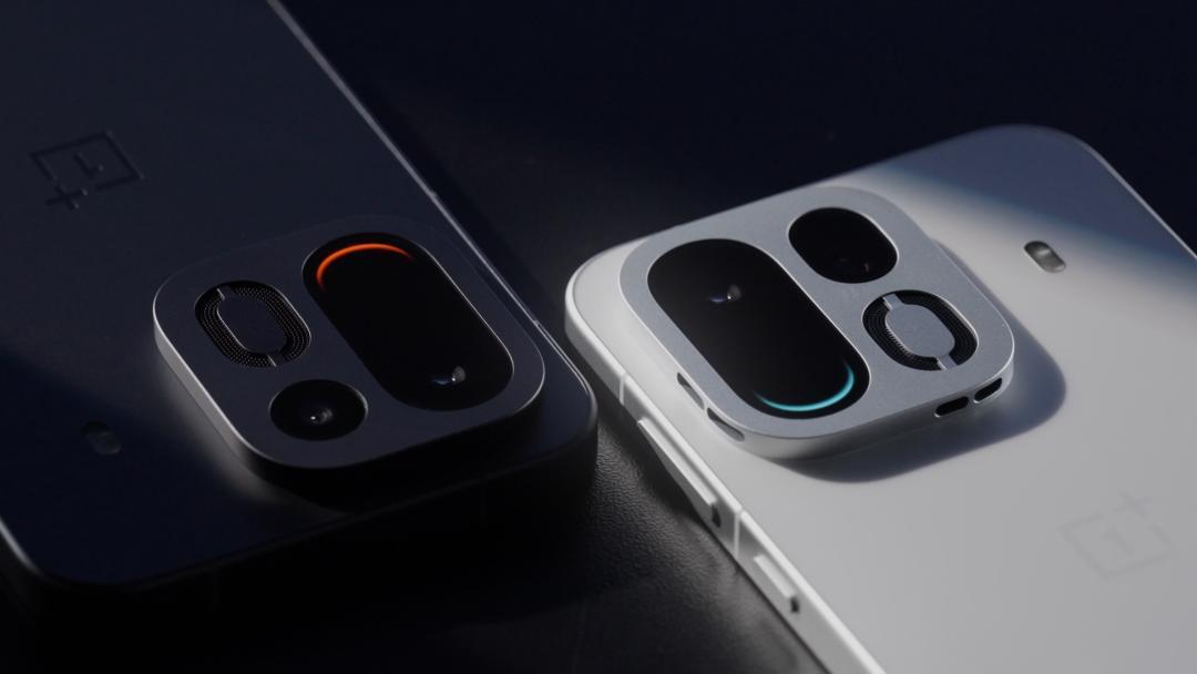 一加16 开卖才 17 天,就被自家 Ace7 Pro 背刺:2050 块差价我只认三样