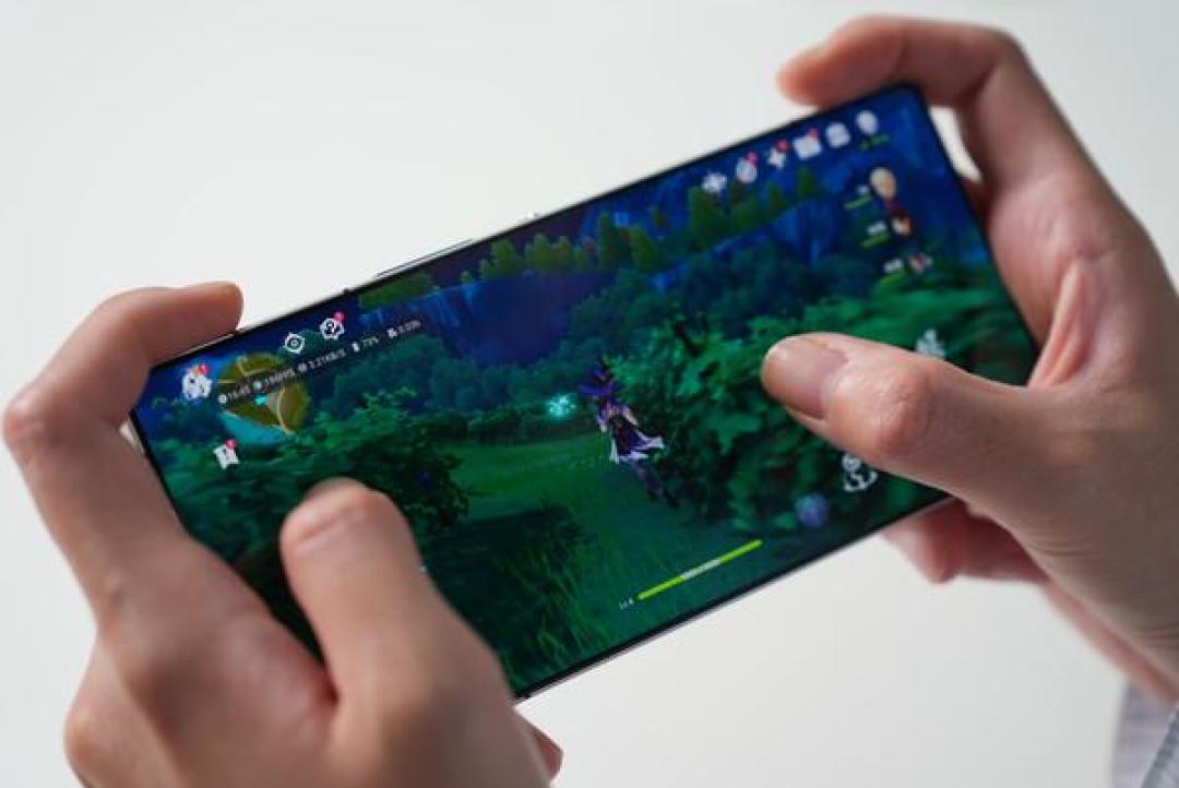 8EE6翻车声浪里,红魔12Pro+的烫、卡、掉帧不是一回事,分清了你再决定买不买