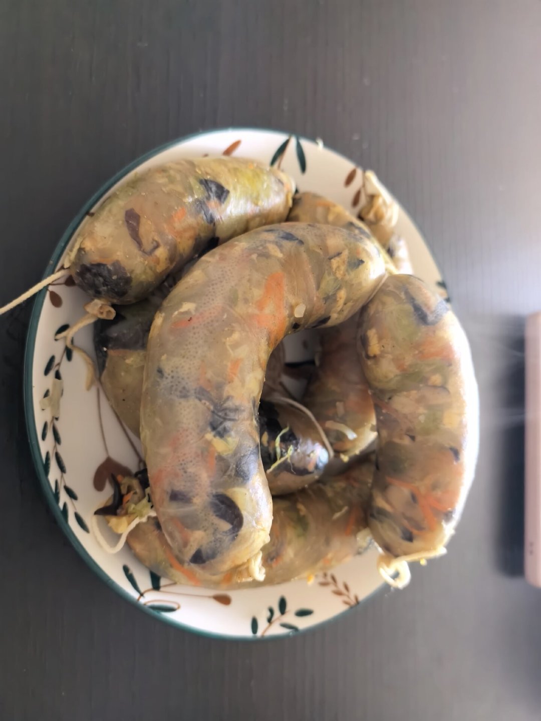 立冬灌香肠的风刮满了全网:对完今天的辟谣帖和几十条翻车帖,我发现自制香肠最大的误区恰恰是
