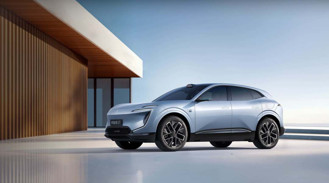 卖到海外的阿维塔，智驾要换成长安自己的