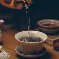 先别急着存大益，看看那款从31.5万跌到2.38万的