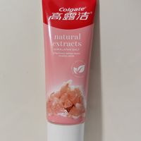 想要牙齿亮白？试试这款牙膏
