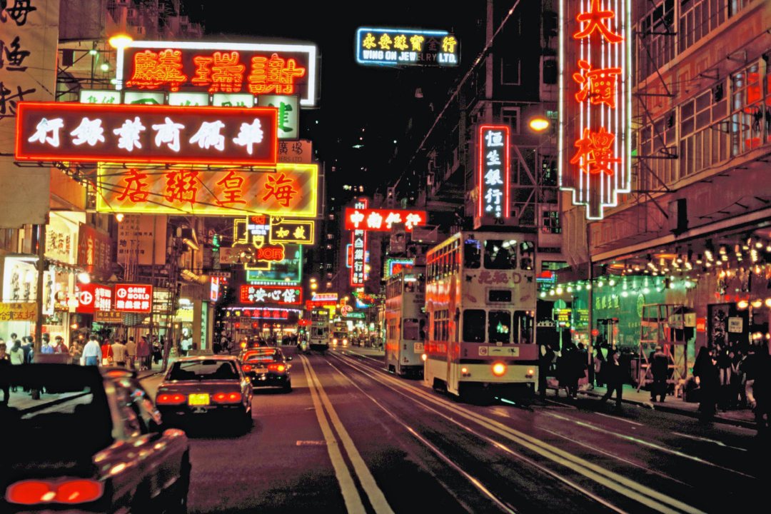 照抄姿势还是没港风味？先调对光线、构图、头发和颜色
