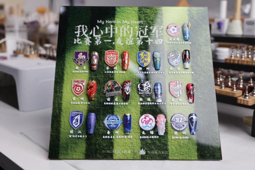 双11美甲囤货战:9块9三副和店里230一次,到底怎么选?穿戴甲、手作坊、美甲店三档价格表一次看完