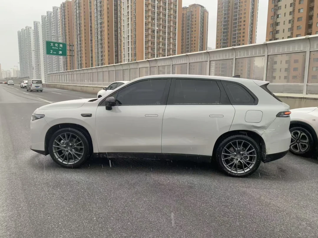 雨天开电车，动能回收调低一档