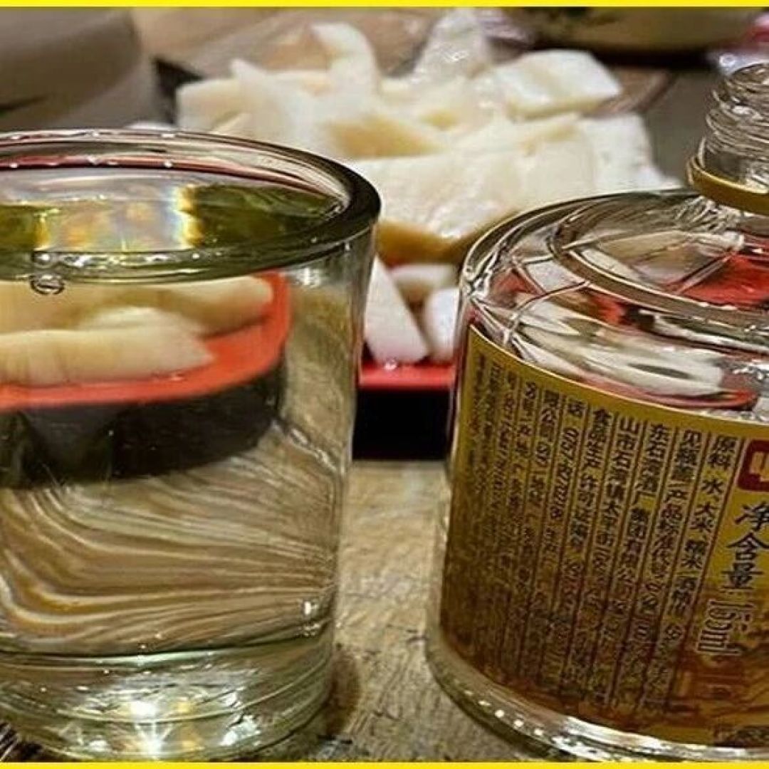配料表里有肥猪肉,这米酒冬天要温着喝