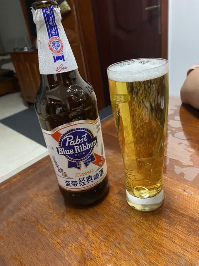 蓝带啤酒