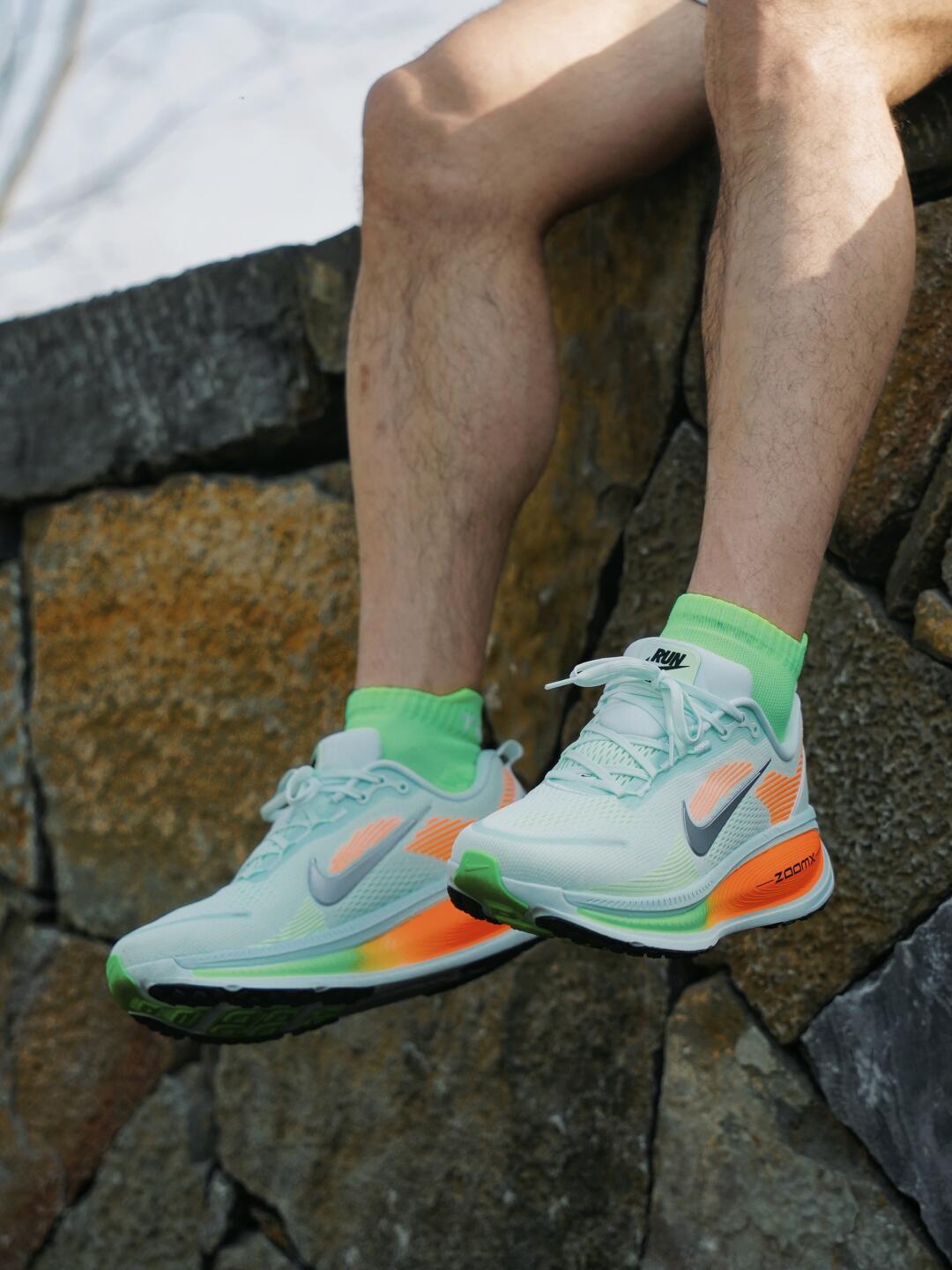 46毫米超规中底被禁赛,Nike Vomero 18 跑鞋图什么