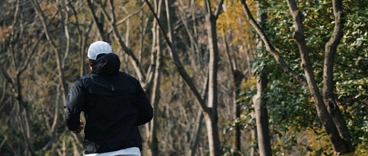 46毫米超规中底被禁赛，Nike Vomero 18 跑鞋图什么