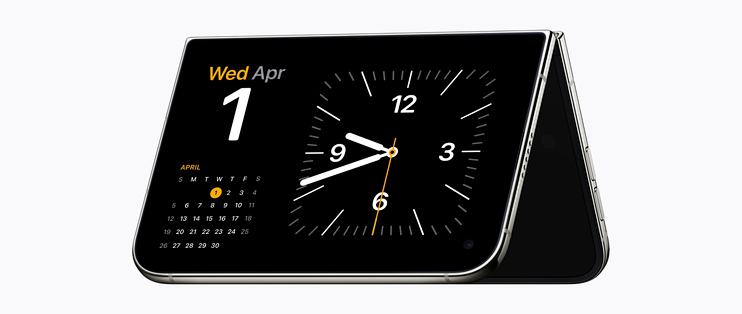 iPhone Duo 内屏开裂、苹果认账给换机，但 7998 块的换屏费先替初代折叠屏标好了价