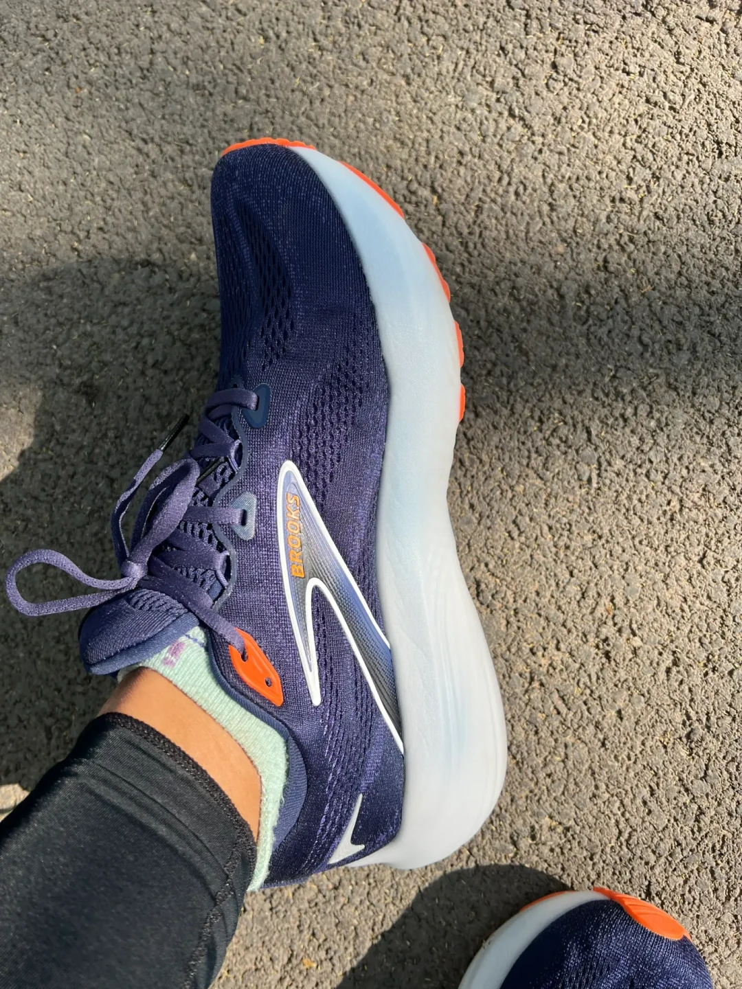 Brooks 甘油22跑鞋换代:DNA Tuned中底改了什么