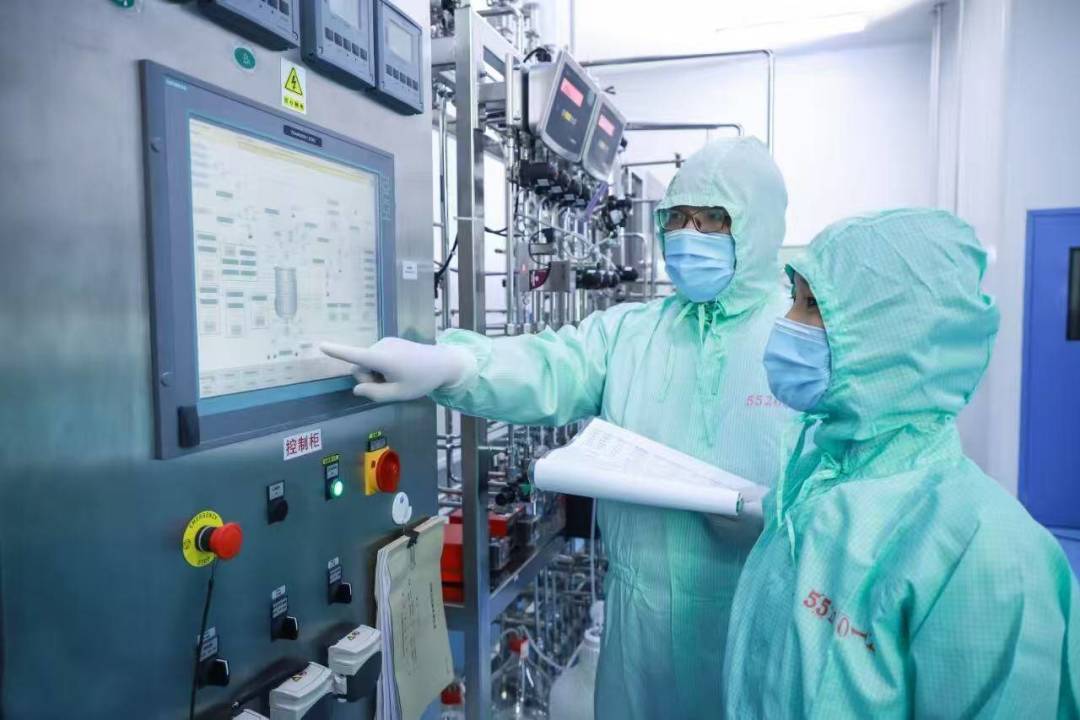 干实验4周变1小时，是反问不是交付：华为不做药，卖的是药企绕不开的底座