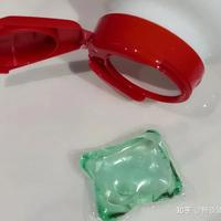 洗衣凝珠误食事件刷屏、香味踩雷怎么避 | 洗衣液10.30日报