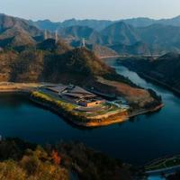 崃州2021年投产，叠川2023年才出第一款：双11买国产威士忌，先分清「酒龄」和「建厂年份」