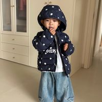 优衣库童装这周降价、宝宝羽绒服先看吊牌 | 童装10.30日报