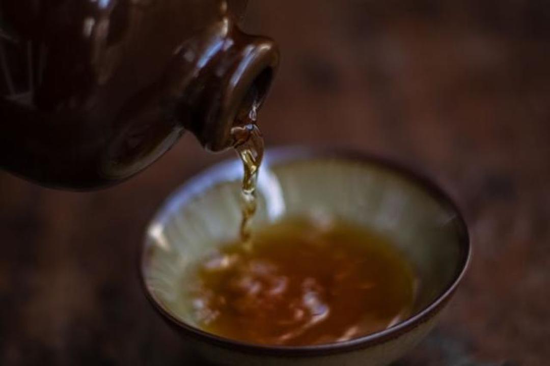 从一张聚餐照走红的黄酒，立冬前囤酒，先搞懂瓶身这4个名字