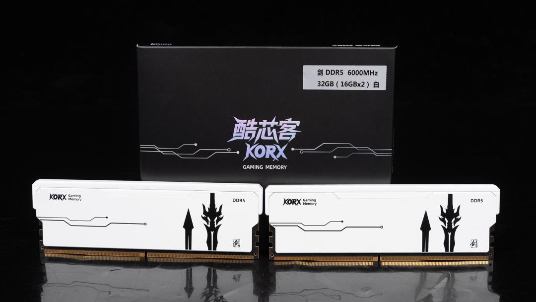 DDR5一根1600元,DDR4 32GB才500出头:这届双11,装机党正在抢回“退役”的DDR4