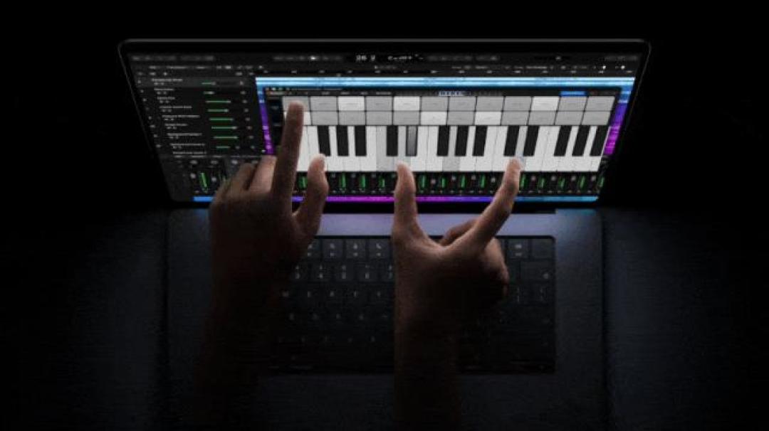 触屏MacBook Pro整机
