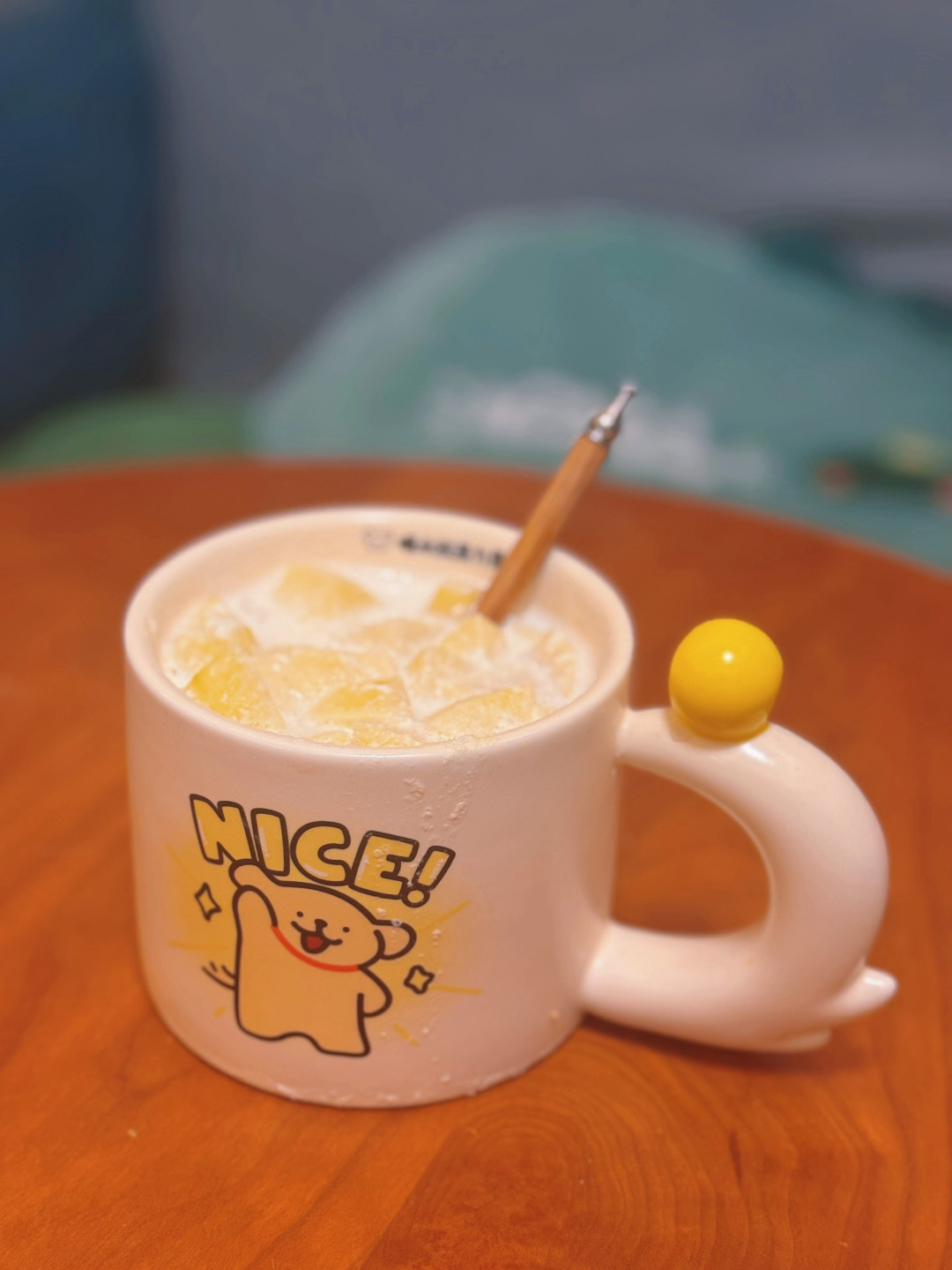 瑞幸也开始炖奶了：你杯里桃胶的“胶原”是假的，木薯这三步千万别省