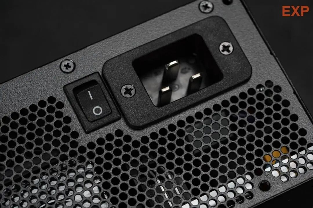 TT AX3200W电源评测：3200W铂金能效，高性价比超大功率重磅新品
