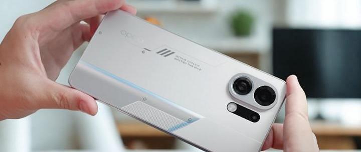 2000元手机推荐：10000mAh+骁龙8Gen3，这3款"无短板"，最低1899