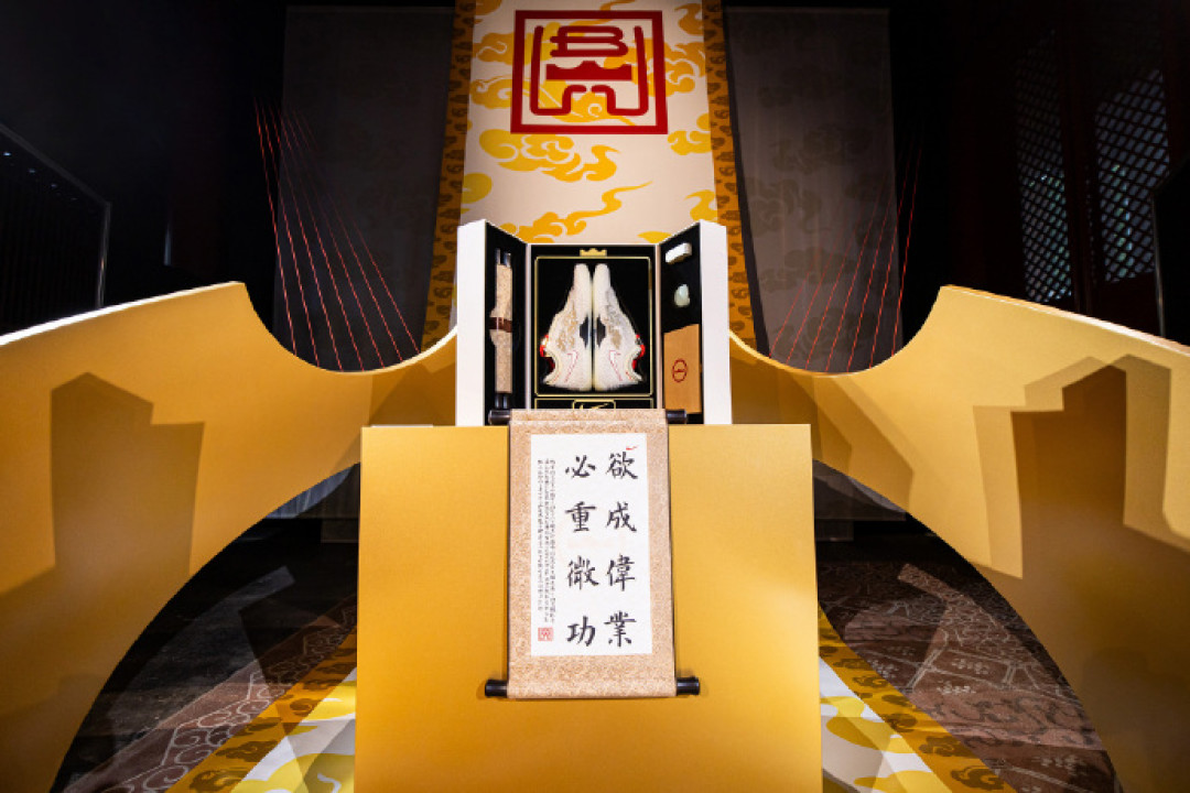 282元的GT Cut4,200美元的LeBron 24:现在买球鞋,先分清「穿」和「炒」