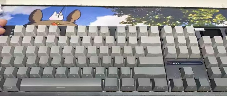 桌面外设新选择｜狼蛛 F108pro 三模客制化机械键盘