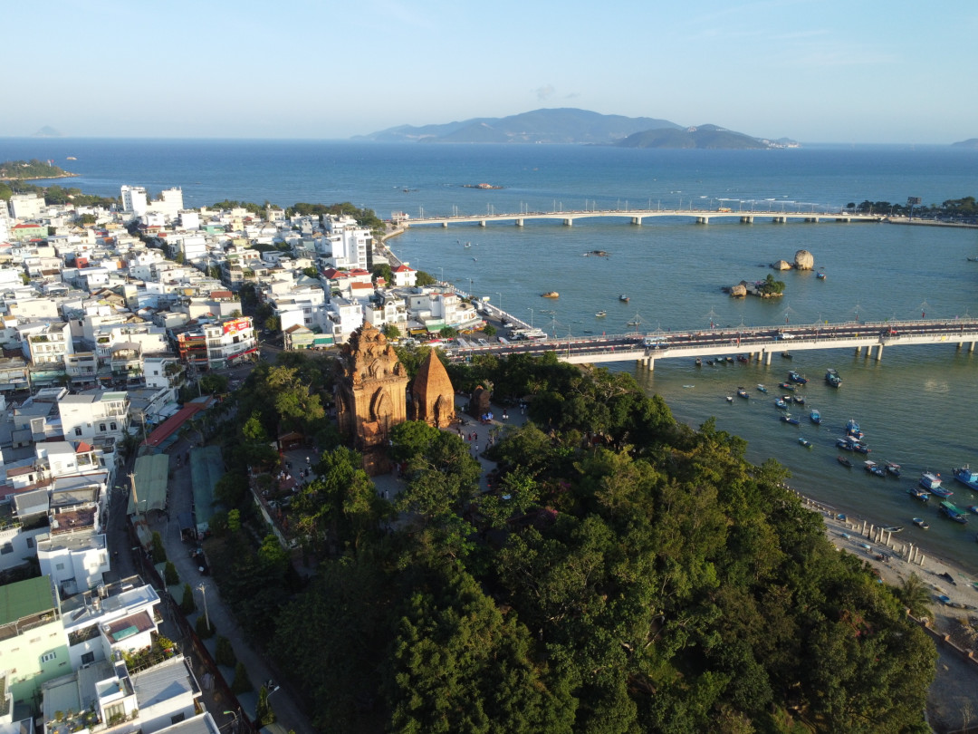 芽庄免签落地半个月:2人成团、只限跟团,自由行照旧办电子签