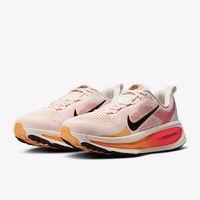 Nike Vomero 18 跑鞋：用重量和前掌换来的软弹
