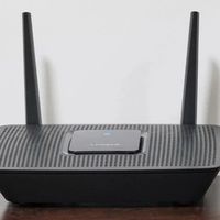 领势换新机先别拔电：拆开双频合一、抄下WiFi名，能省一下午配网