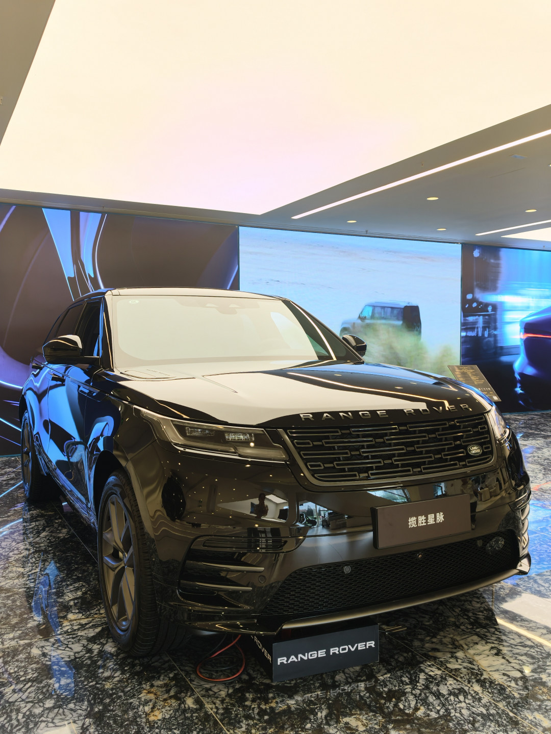 揽胜还没崩，星脉先骨折：裸车28万多的路虎，能捡吗