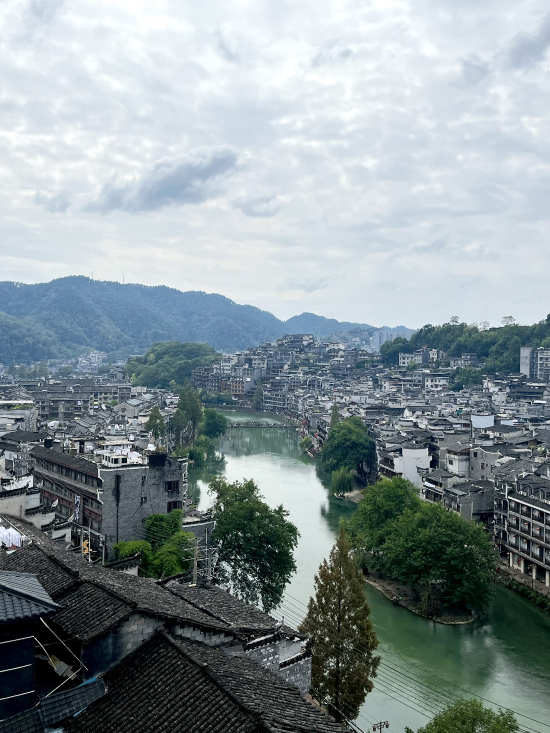 凤凰古城打车血泪帖刷屏,其实进城只要7块钱