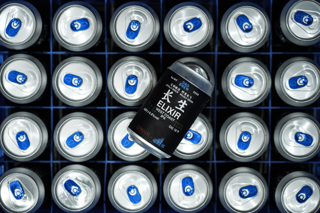17岁的成都老厂道酿:山姆80块8罐IPA,全家冷柜六款,从哪罐下手