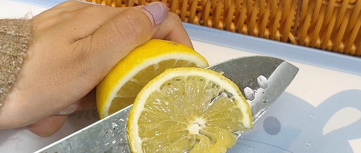 一二级果和统货差的不只是大小，是优果率下滑后的筛选成本