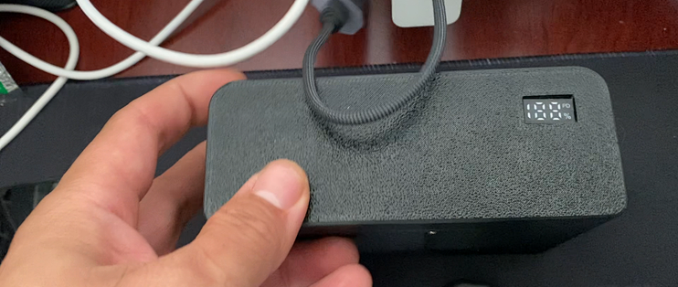 【探长DIY】DIY 标称 100W “土炸弹” 充电宝第四弹完整上电实测