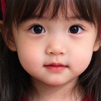 红色蝴蝶结飘带发夹，新年拍照的“气氛组”但安全别大意