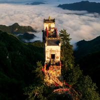 免门票后的秦楚古道：走对时间很顺，走错时间排队三小时