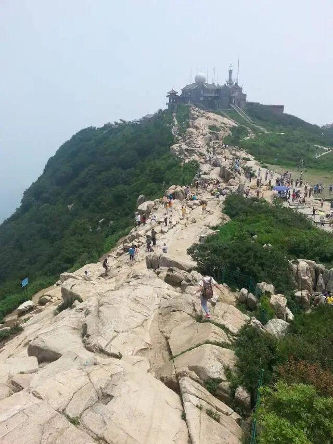 新矿法条例落地后，捡石头的规矩变了，这4条红线先看清