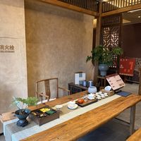 采耳后耳道贴着一圈羽毛：爽可以，但别把耳道混成真菌培养基