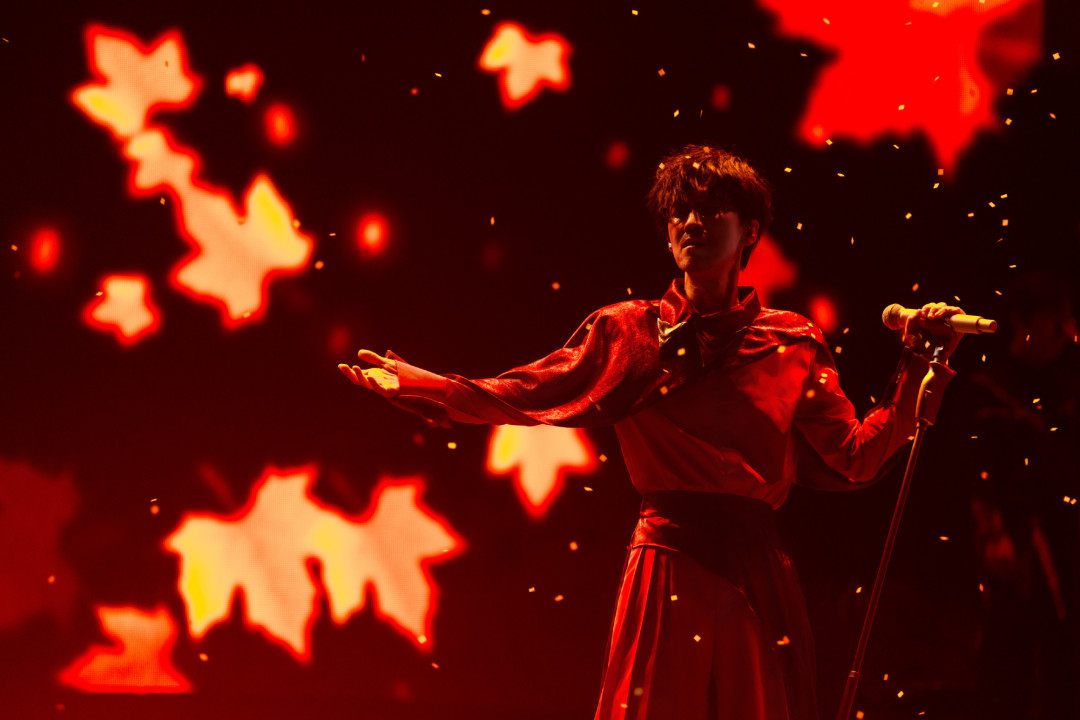 文俊辉、希林娜依高接连登台,周传雄怎么成了年轻歌手抢着合作的对象?