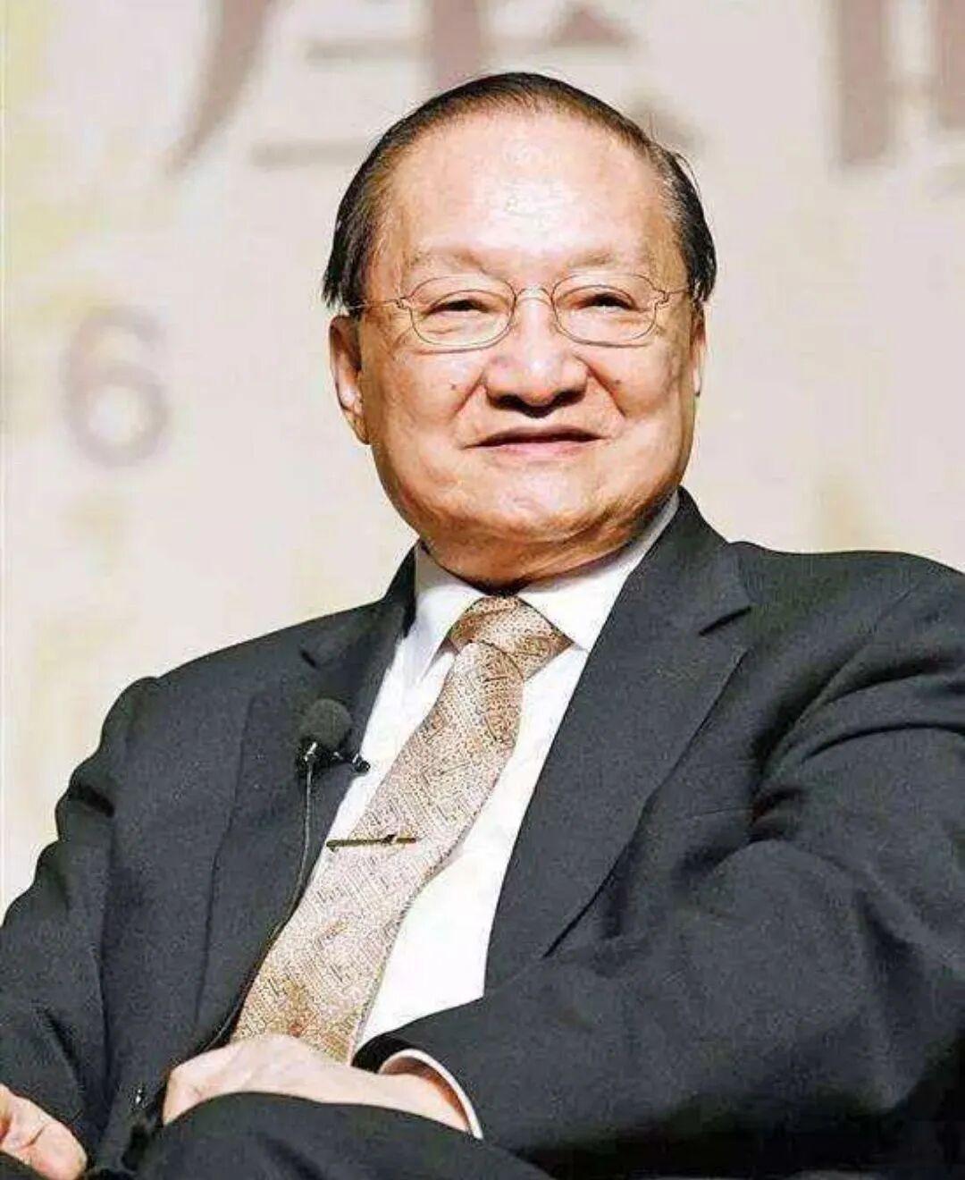金庸逝世8周年,网友用AI重造他的江湖:画面过关了,人没过关