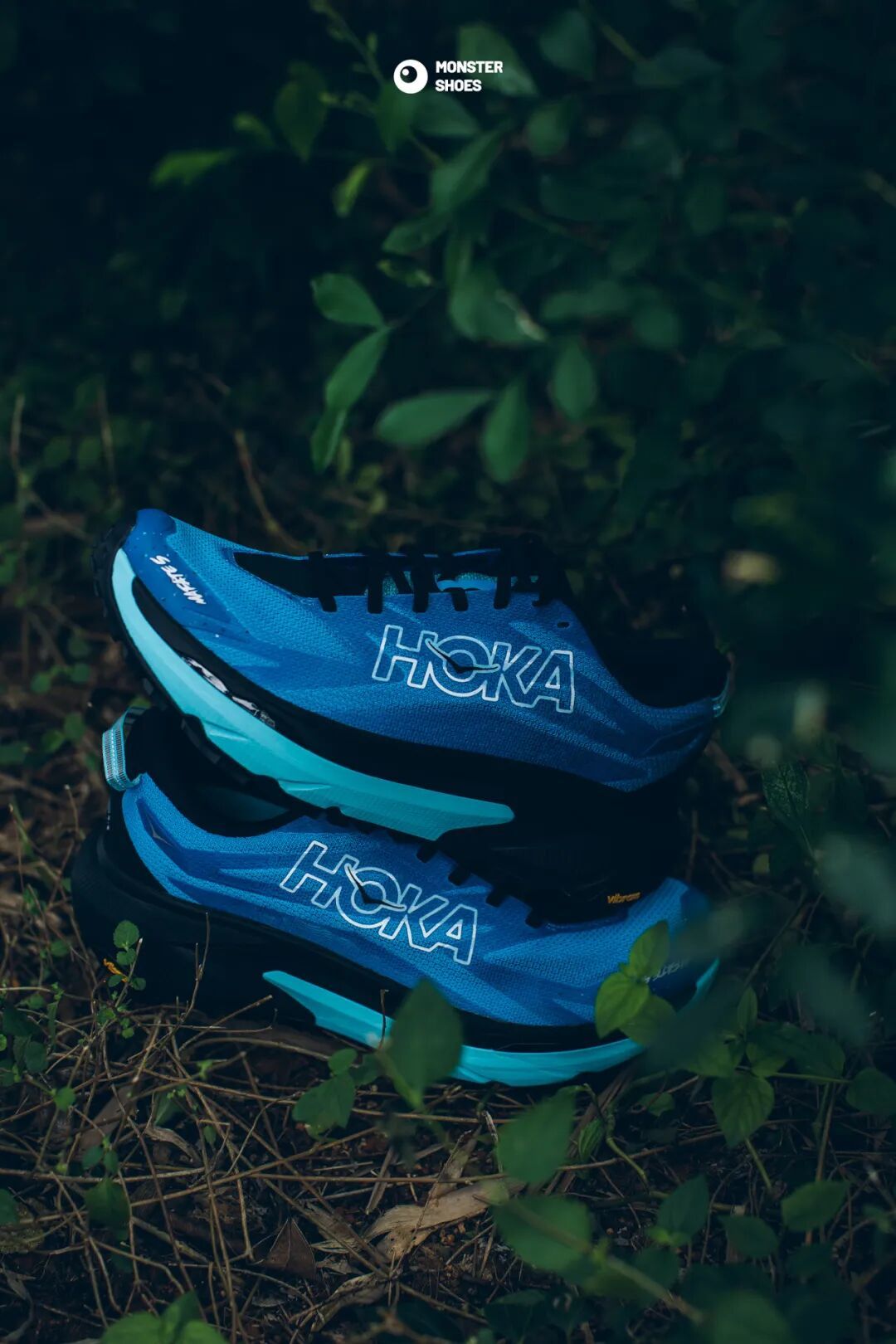 HOKA Mafate 5 鞋面与后跟特写