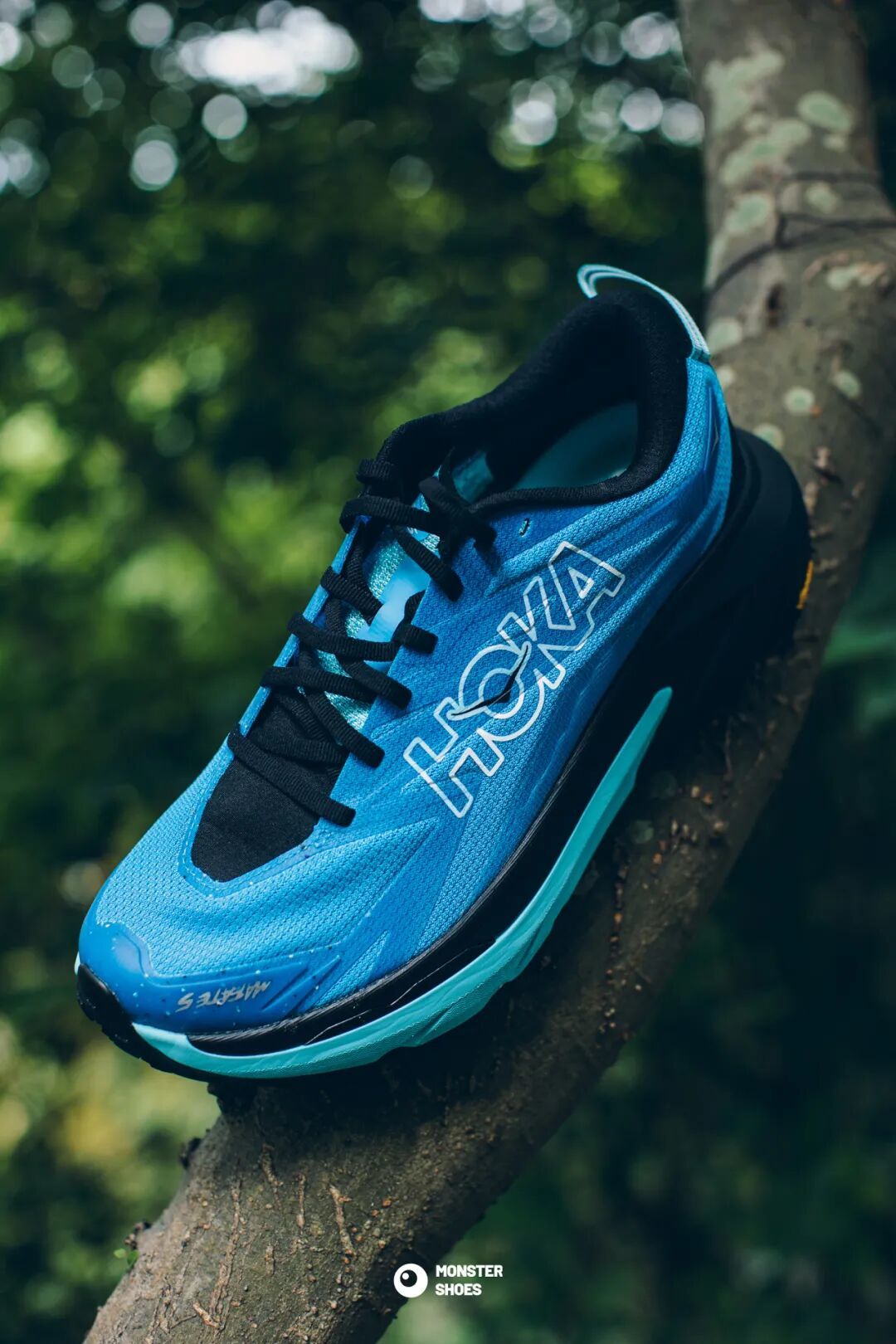 HOKA Mafate 5 中底侧面特写