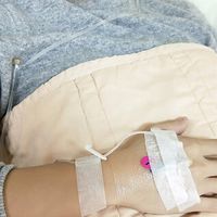 46岁男子查出肠癌，后悔大哭：原来大便早已提醒，自己却忽视了