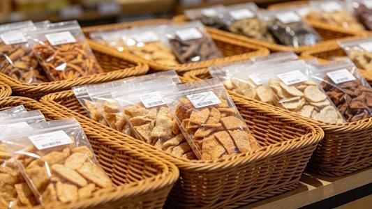“检定合格”贴纸挡不住鬼秤：明年起，扫码能查这台秤的档案
