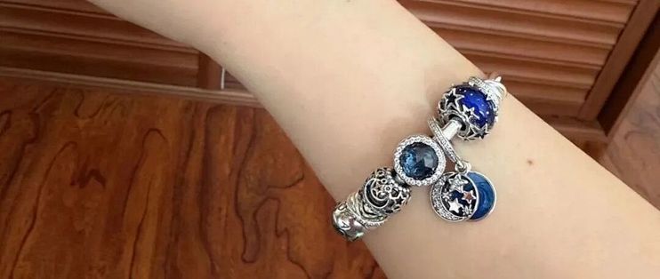 断舍离后才发现：那些年花重金买的东西，如今半价都没人要！